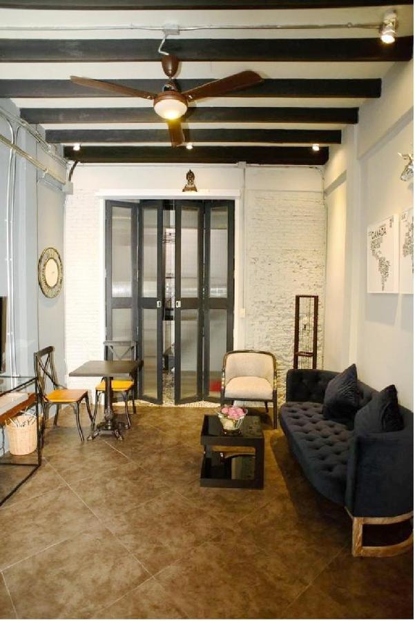Inner Old Town 196 Chic Guesthouse - Self Check In Bangkok Luaran gambar